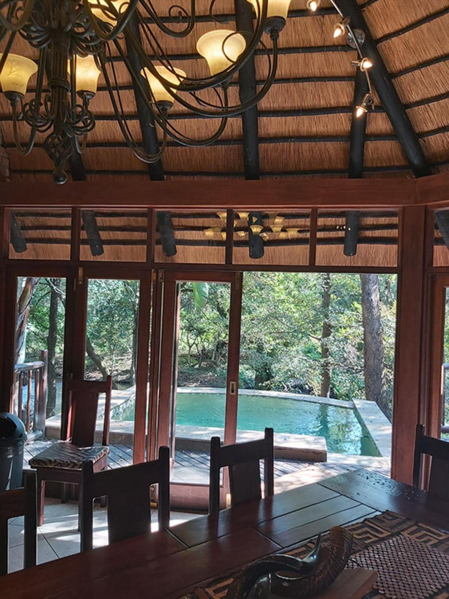 Dreamy 3 Bedroom Villa On The Edge Of The Sabie River In Kruger Park Lodge Hazyview Exterior foto